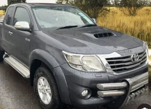 Toyota Hilux 2011 Matt Black