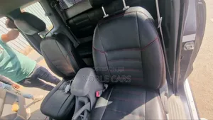 Toyota Hilux 2.5 D-4D 4X4 SRX 2011 Gray