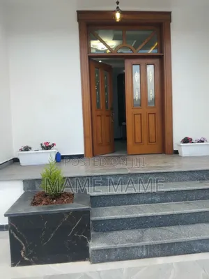 7bdrm House in Addis Abeba, Bole for sale