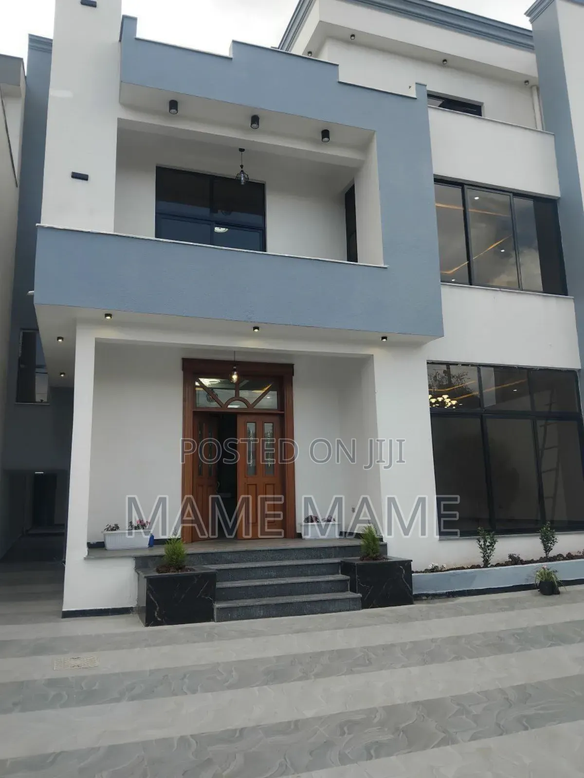 7bdrm House in Addis Abeba, Bole for sale