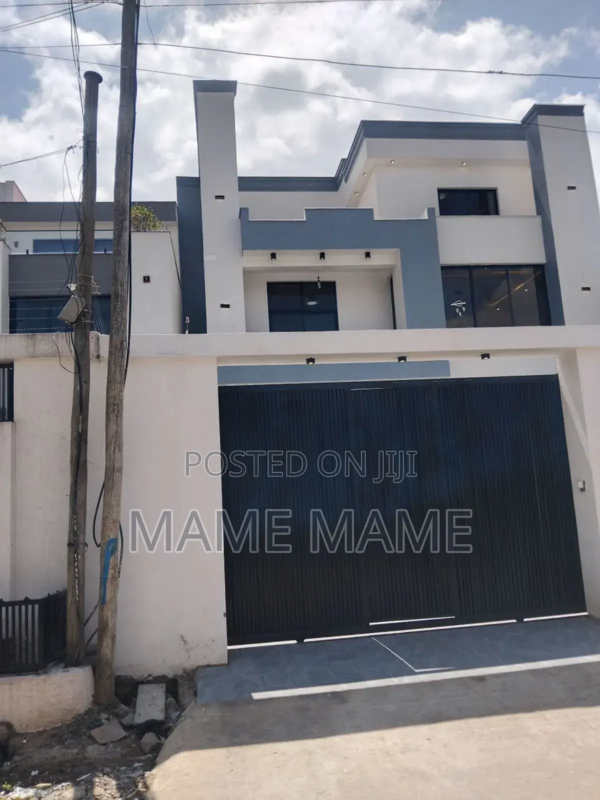 7bdrm House in Addis Abeba, Bole for sale