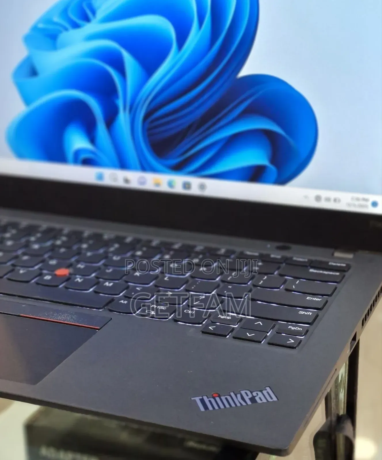 New Laptop Lenovo ThinkPad T14 32GB Intel Core I7 SSD 512GB