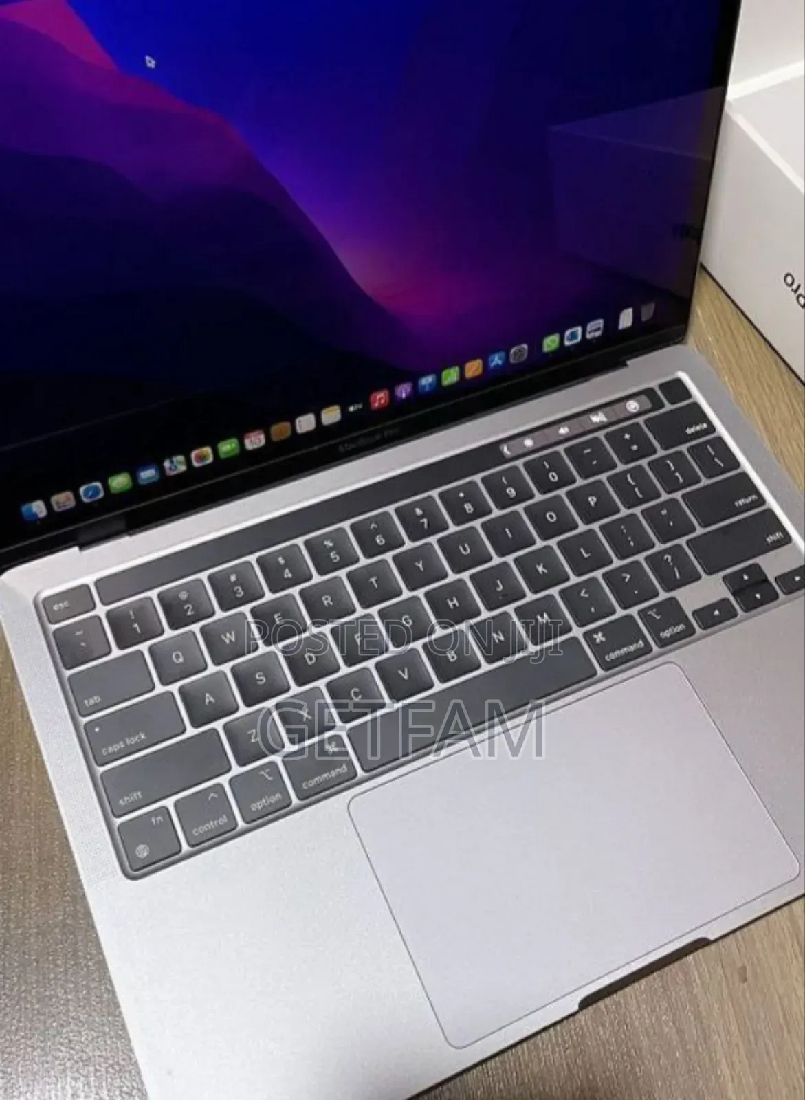 New Laptop Apple MacBook Pro M1 16GB Apple M1 SSD 256GB