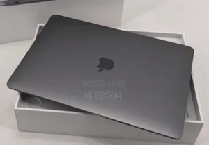 New Laptop Apple MacBook Pro M1 16GB Apple M1 SSD 256GB