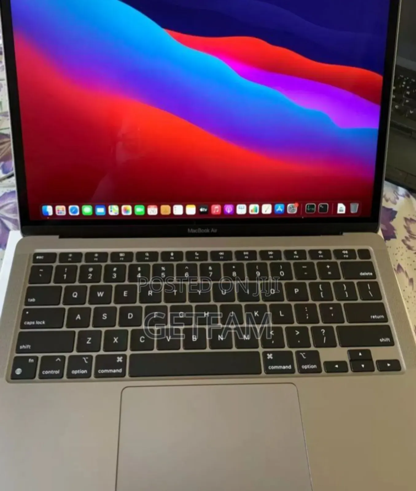 New Laptop Apple MacBook Pro M1 16GB Apple M1 SSD 256GB