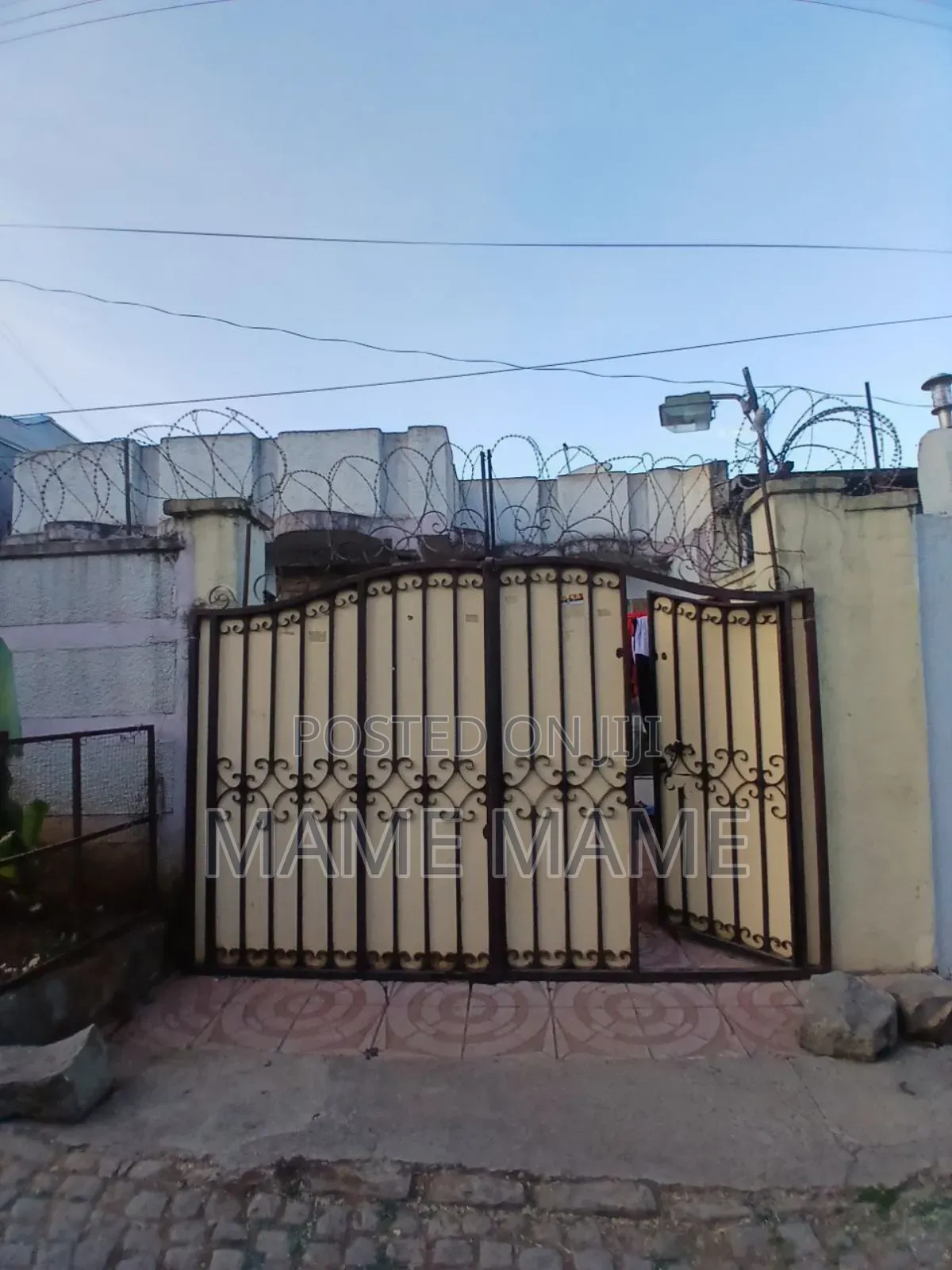 3bdrm House in Addis Abeba, Bole for sale