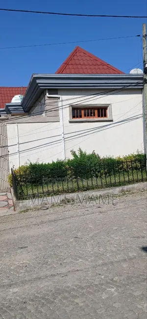 3bdrm Villa in Addis Abeba, Bole for sale