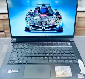 New Laptop Alienware M15 R3 24GB AMD Ryzen 9 SSD 1T