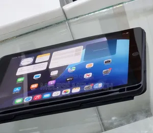 New Apple iPad Wi-Fi 64 GB Silver