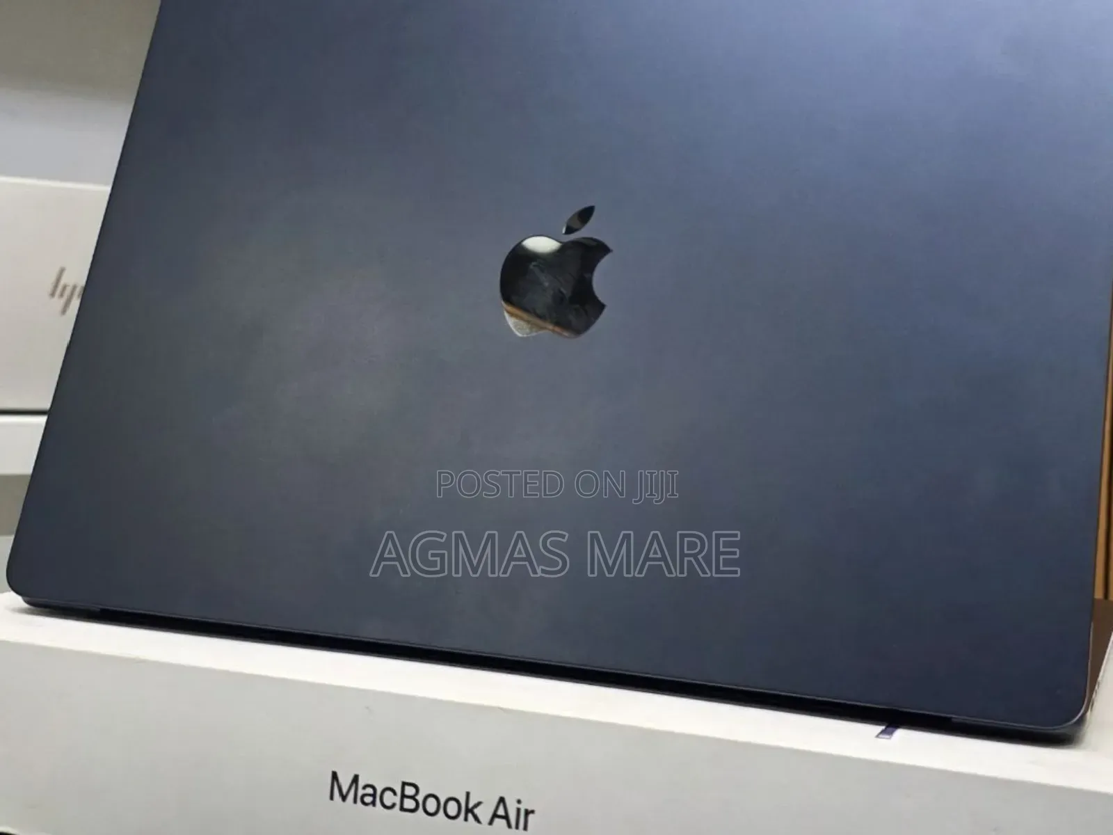 New Laptop Apple MacBook Air 2025 M4 15-Inch 16GB Apple M4 SSD 256GB