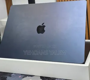 New Laptop Apple MacBook Air 2025 M4 15-Inch 16GB Apple M4 SSD 256GB