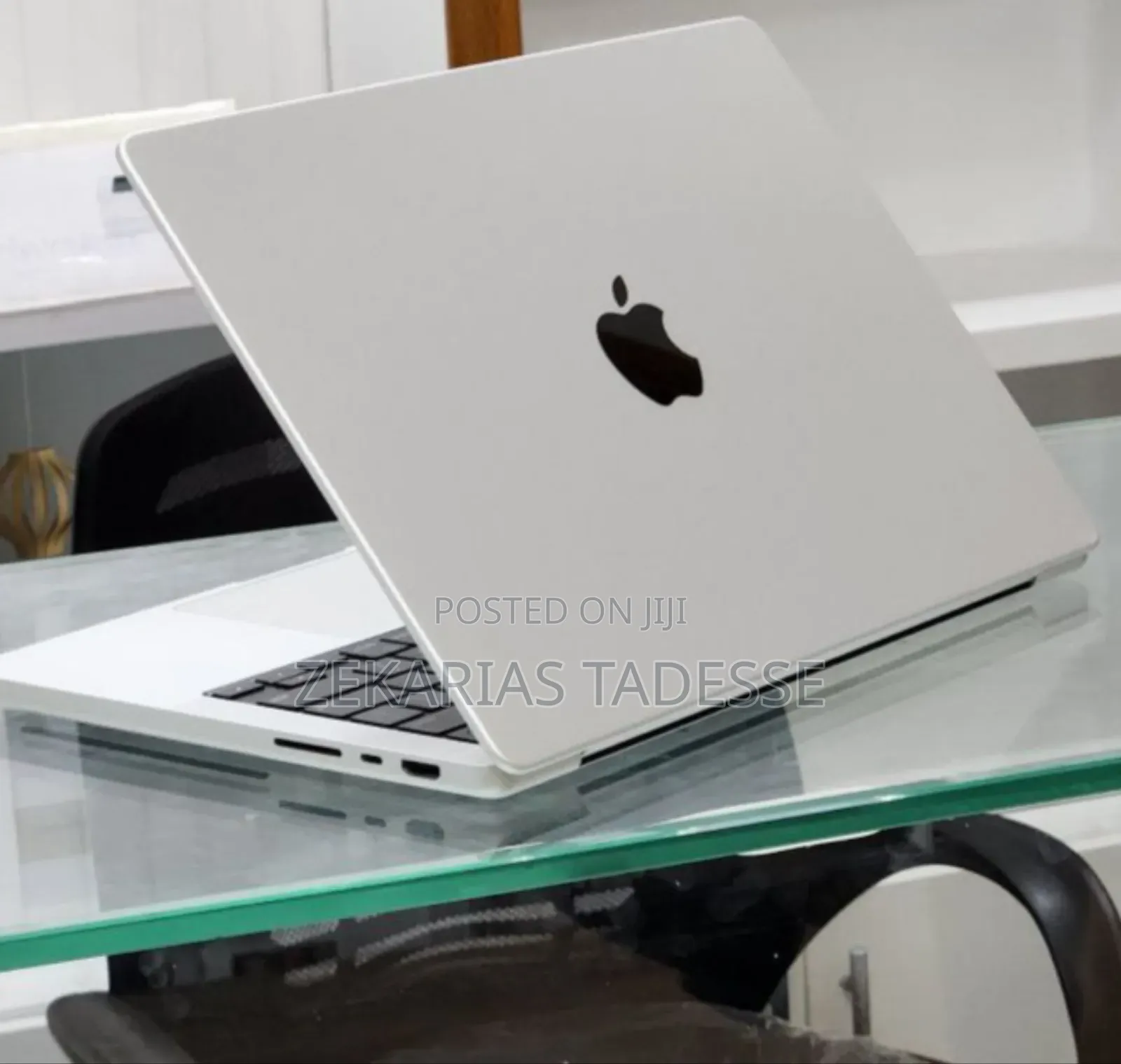 New Laptop Apple MacBook Pro 2021 M1 32GB Apple M1 SSD 512GB