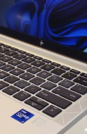 New Laptop HP EliteBook 830 G8 16GB Intel Core I7 SSD 512GB