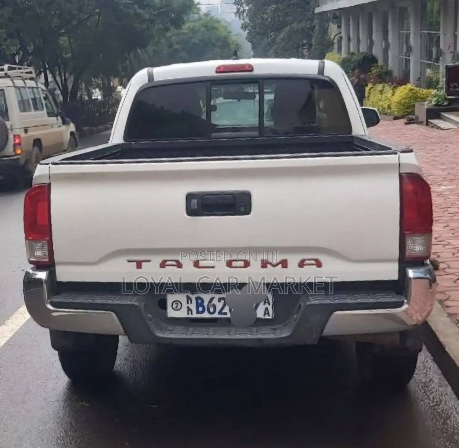 Toyota Tacoma 4dr Double Cab 2016 White