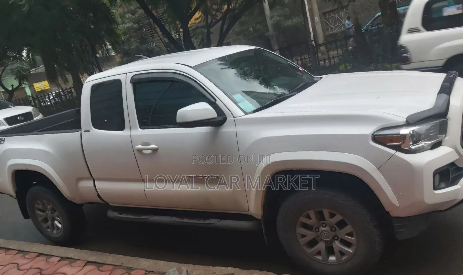 Toyota Tacoma 4dr Double Cab 2016 White