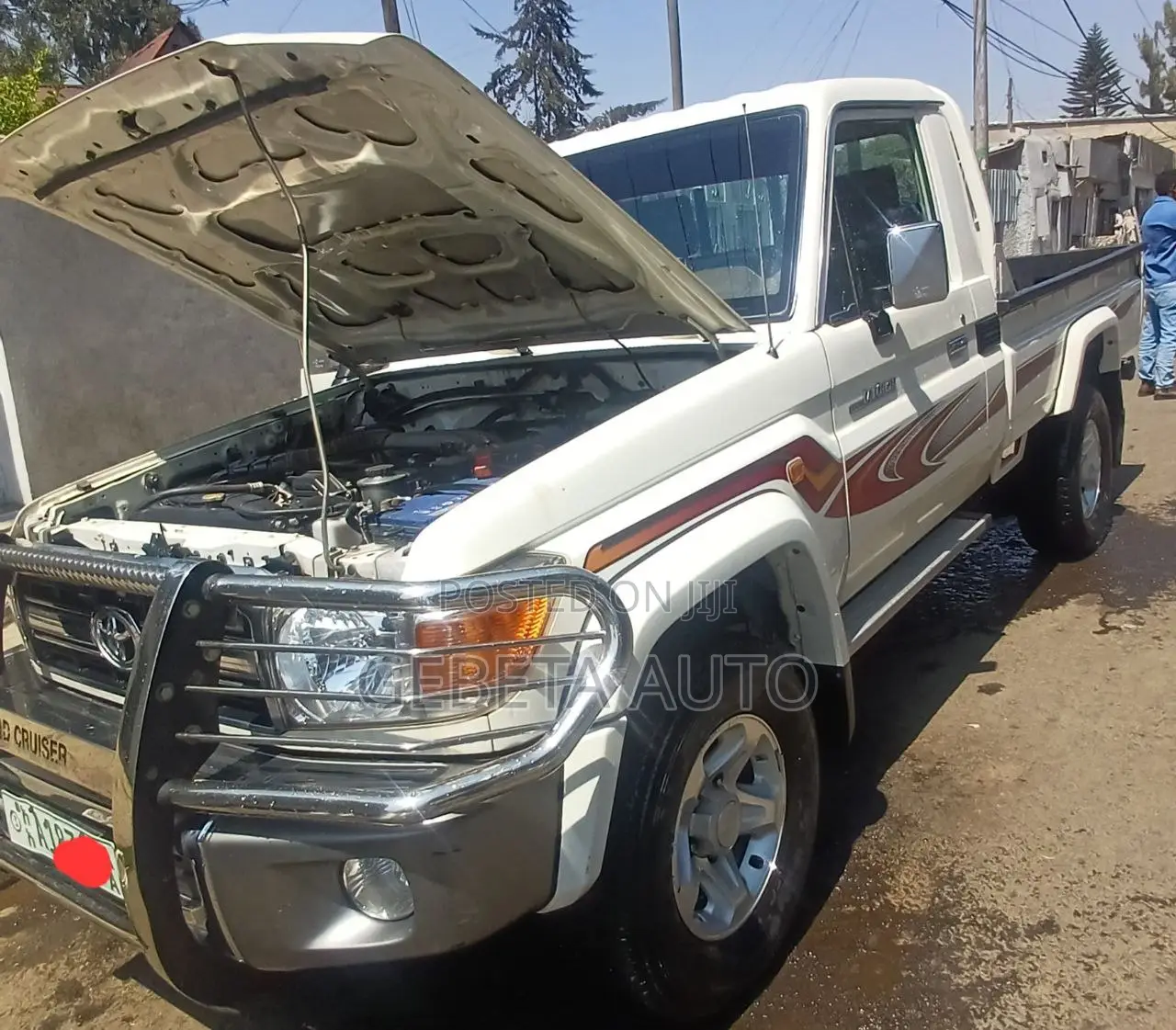 Toyota Land Cruiser 2015 White