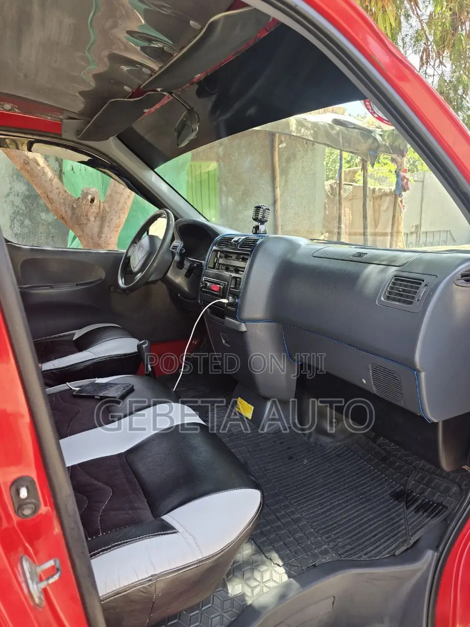 Toyota Vanguard 2006 Red