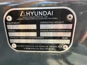 Model2024 Refer. ሰአት- 8338 ዋጋ-18,000,000- ቃሊቲ ውሀ ልማት አካባቢ