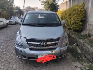 Hyundai Starex 2015 Silver