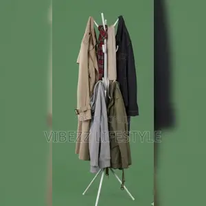 12 Hook Coat Hanging Stand