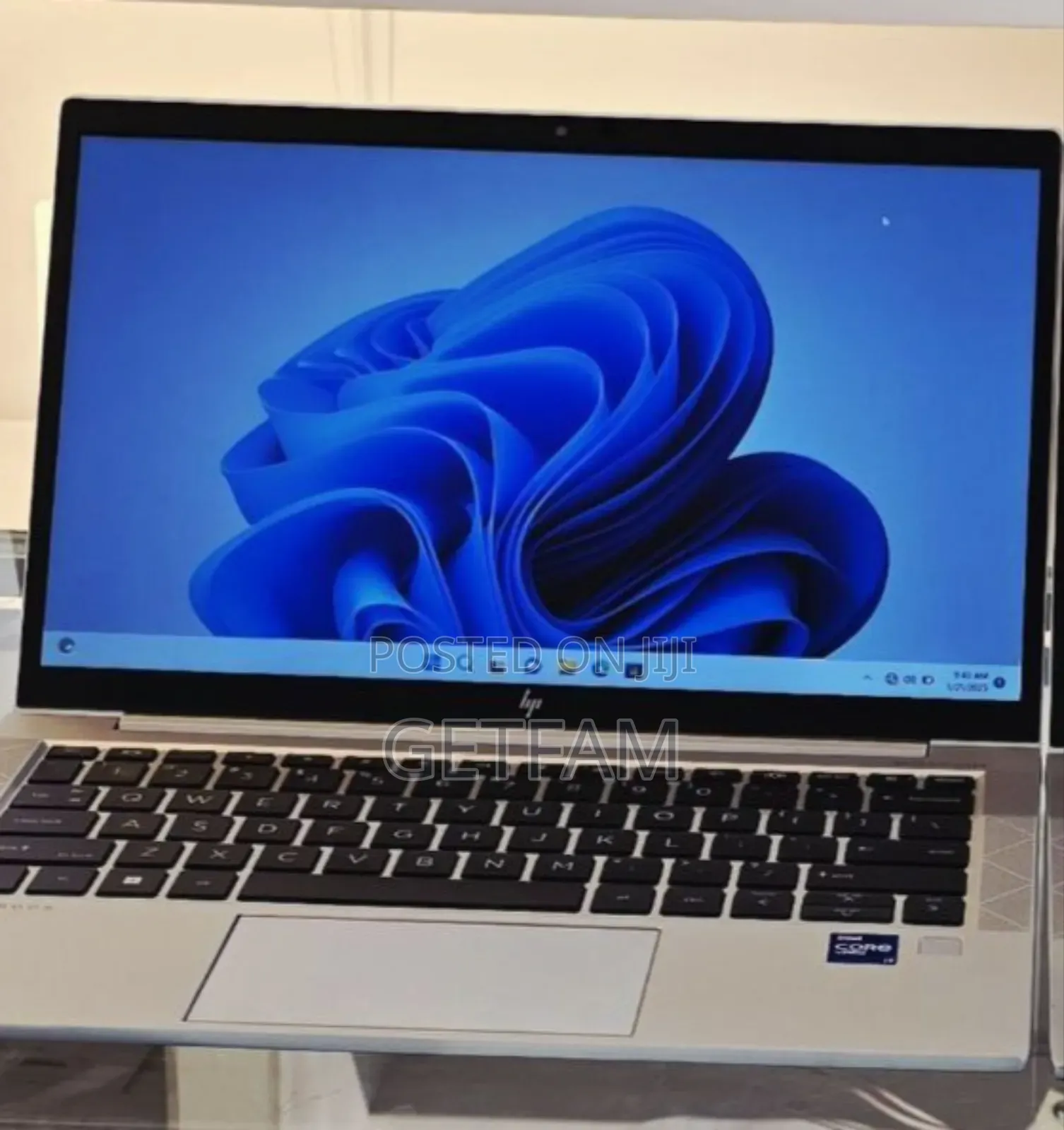 New Laptop HP EliteBook 830 G8 16GB Intel Core I7 SSD 512GB