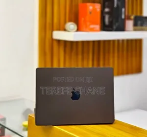 New Apple MacBook Pro 2023 M3 14-Inch 18GB Intel Core I5 SSD 512GB