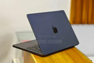 New Apple MacBook Pro 2023 M3 14-Inch 18GB Intel Core I5 SSD 512GB