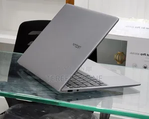 New Laptop 8GB Intel Core I7 SSD 512GB