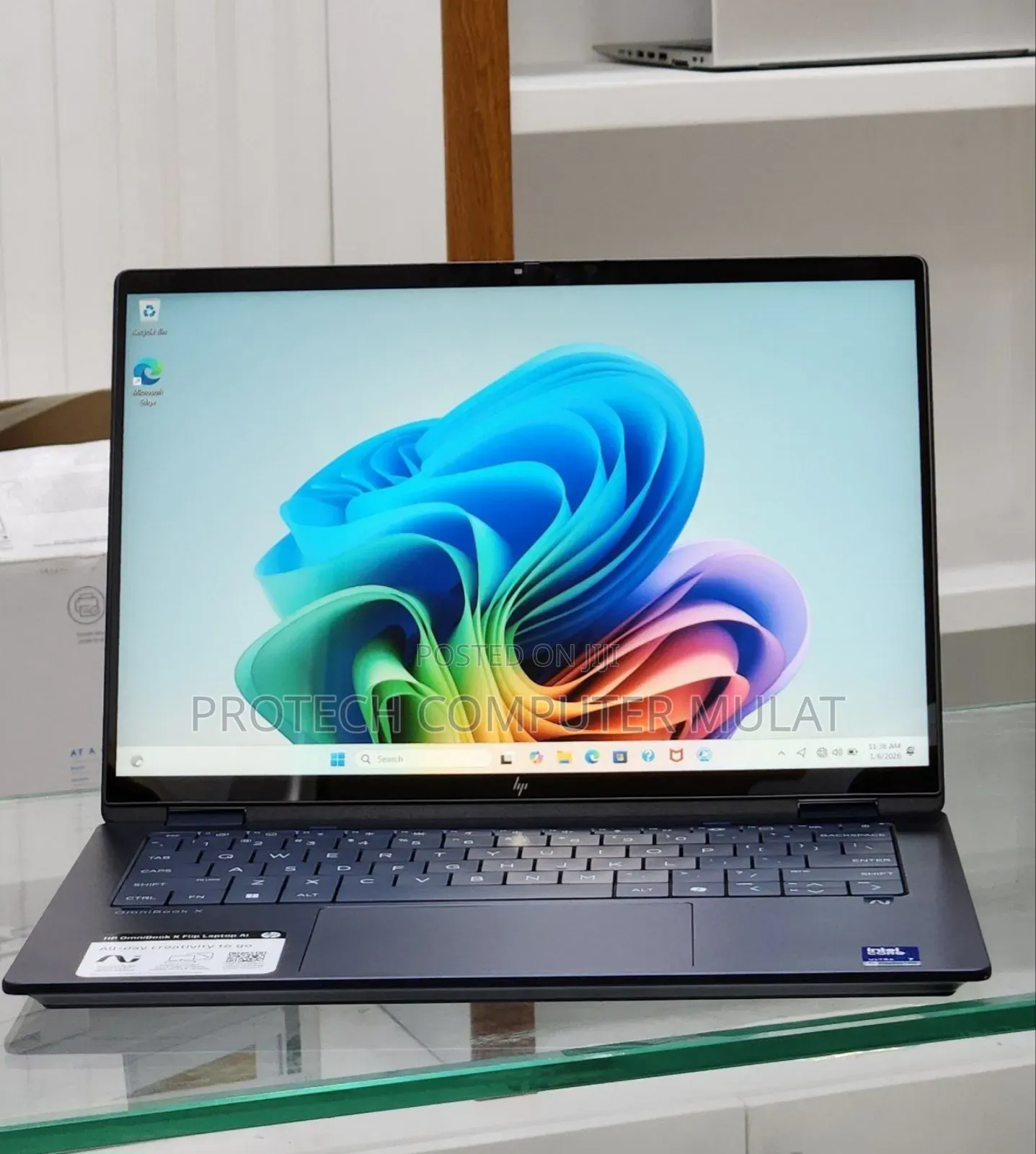 New Laptop HP OmniBook X Flip 14" 16GB Intel Core Ultra 7 SSD 1T