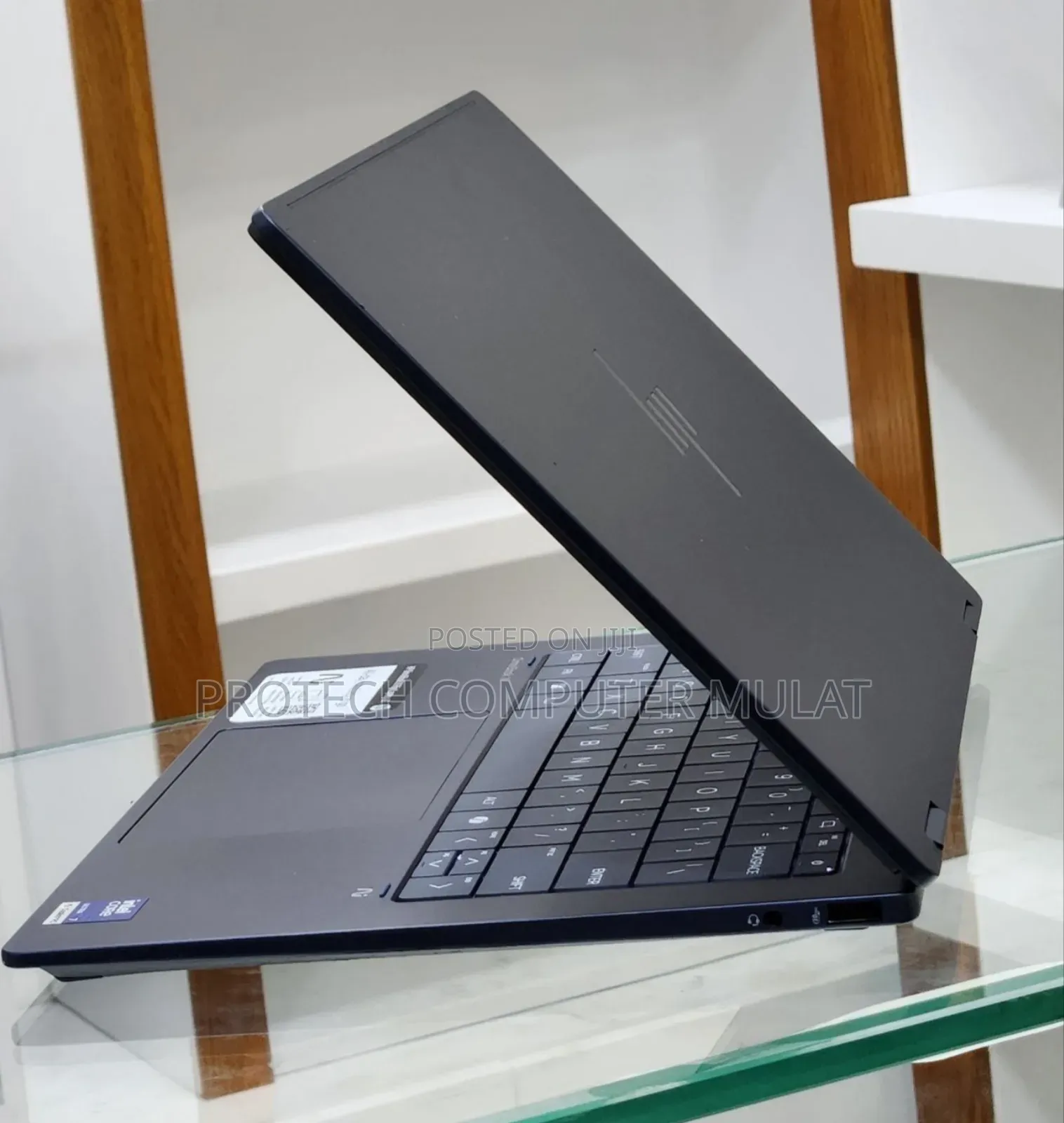 New Laptop HP OmniBook X Flip 14" 16GB Intel Core Ultra 7 SSD 1T