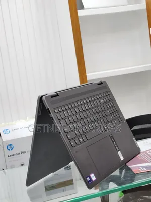 New Laptop Lenovo Yoga 7i 16GB Intel Core Ultra 7 SSD 1T