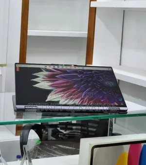 New Laptop Lenovo Yoga 7i 16GB Intel Core Ultra 7 SSD 1T