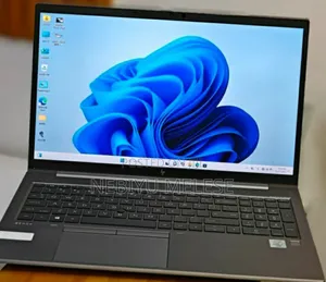 New Laptop HP ZBook 15 32GB Intel Core I7 SSD 512GB