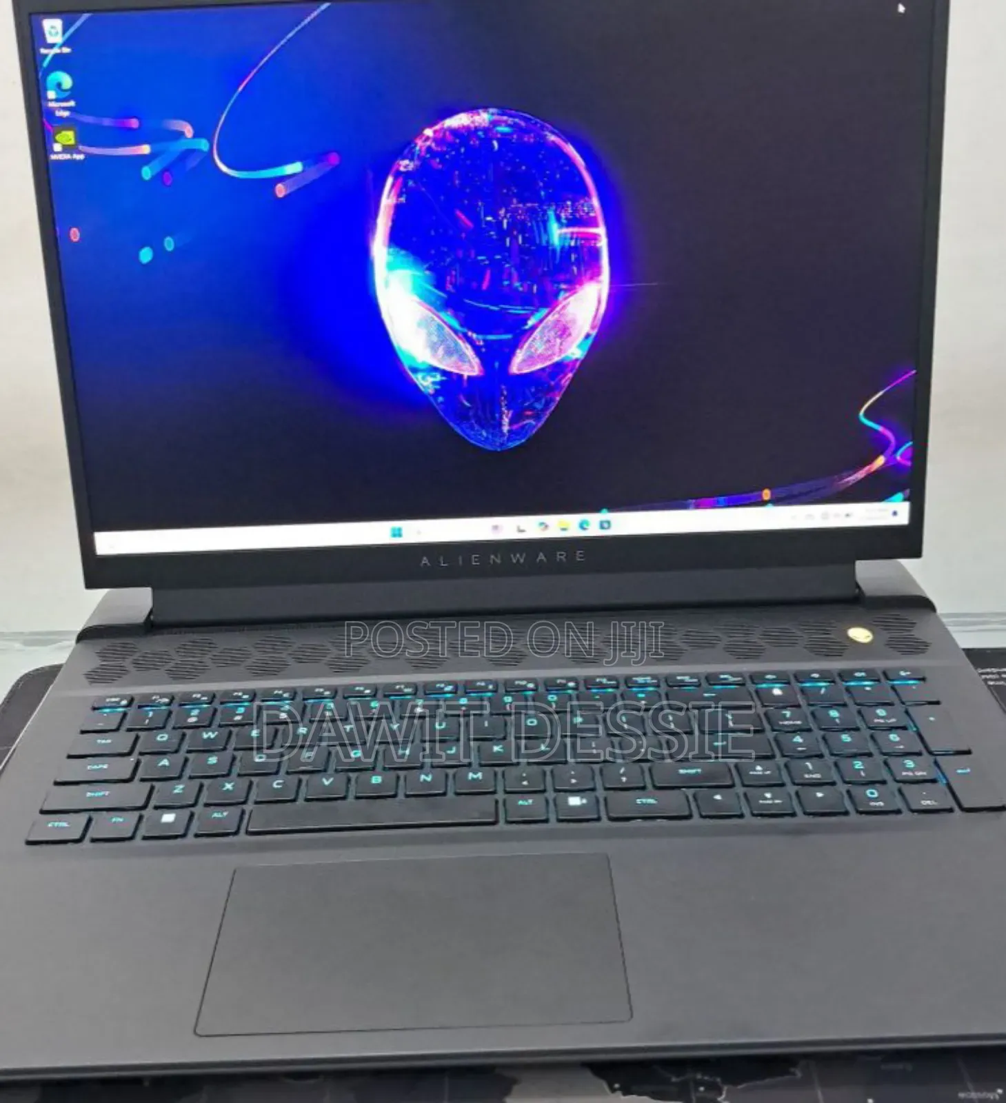 New Laptop Alienware Area-51m 16GB Intel Core I7 SSD 1T