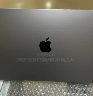 New Laptop Apple MacBook Air 2022 M2 8GB Apple M2 SSD 256GB