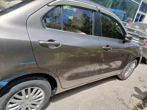 Suzuki Dzire 2022 Gray