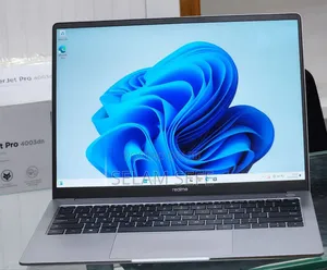 New Laptop 8GB Intel Core I5 SSD 512GB