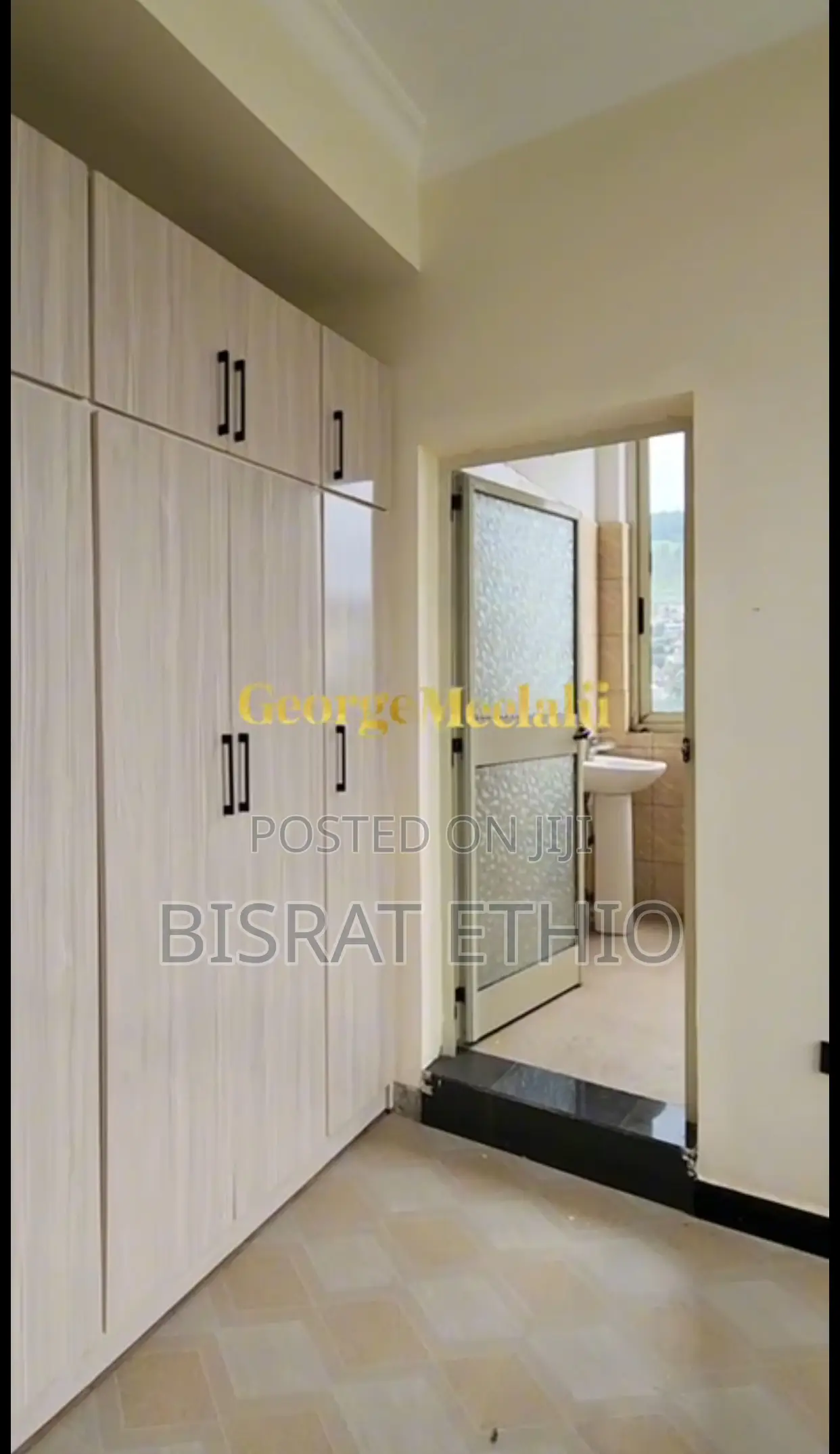 Furnished 2bdrm Apartment in መገናኛ ሾላ, Yeka for sale