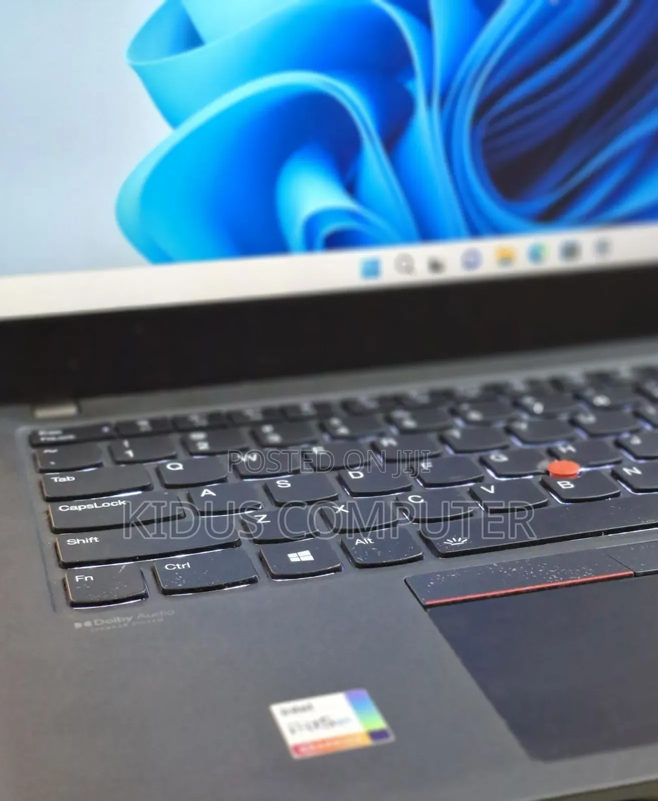 New Laptop Lenovo ThinkPad T14 16GB Intel Core I7 SSD 512GB