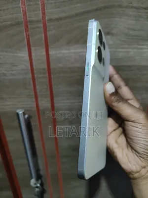 Oppo Reno8 Pro 256 GB Gold