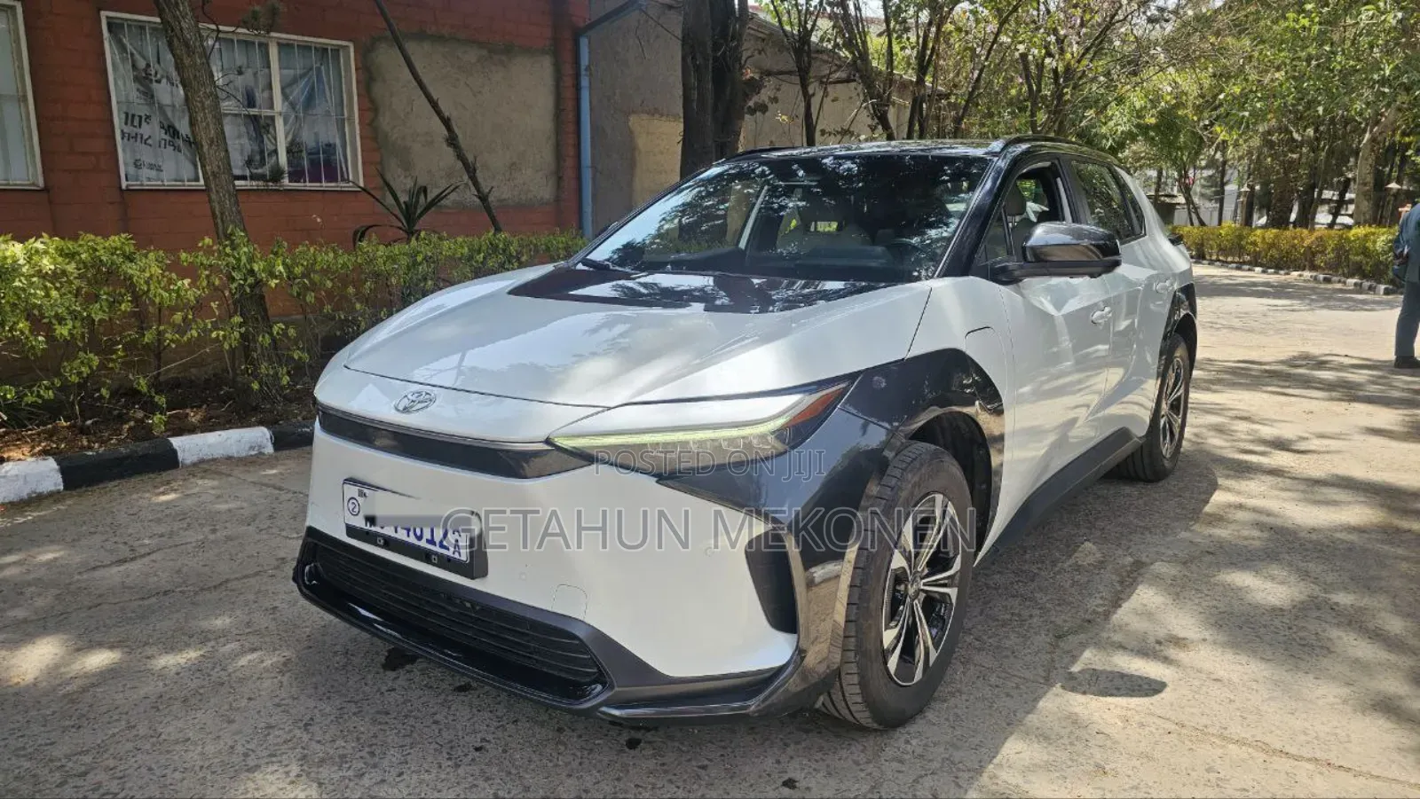 Toyota bZ4X 2023 White