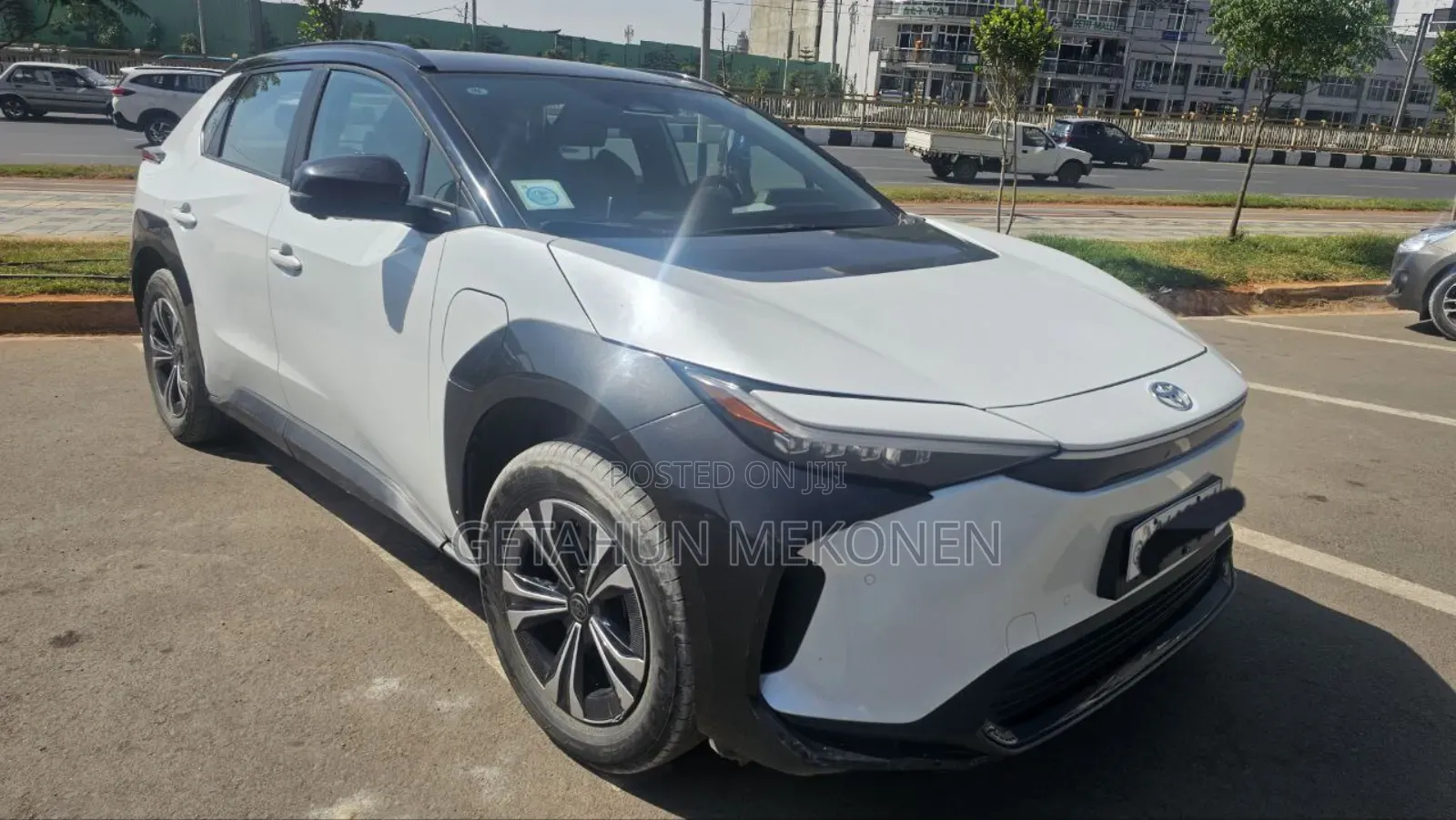 Toyota bZ4X 2023 White