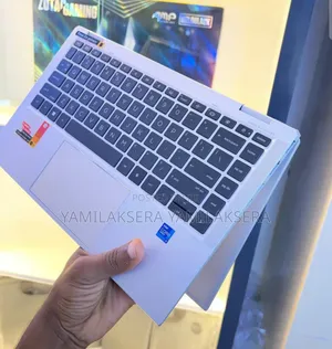 New Laptop HP EliteBook 1040 G8 16GB Intel Core i7 SSD 512GB
