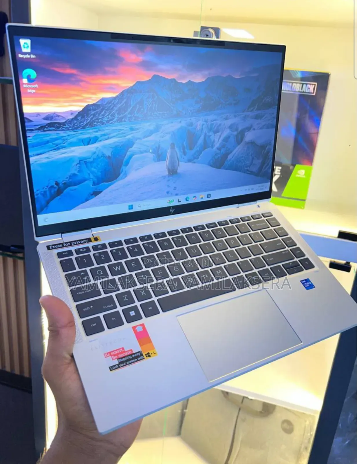 New Laptop HP EliteBook 1040 G8 16GB Intel Core i7 SSD 512GB