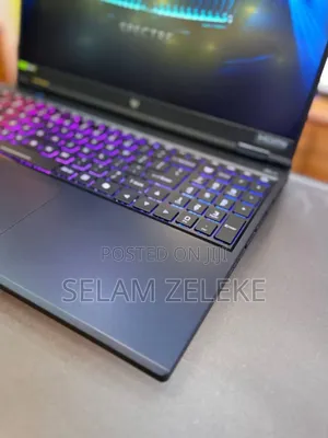 New Laptop Acer Predator Helios 18 PH18-71 16GB Intel Core I9 SSD 1T