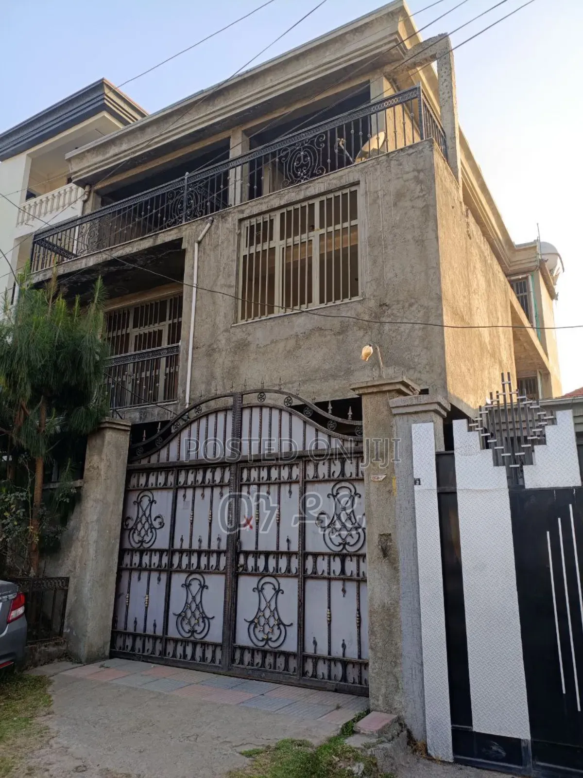 Furnished 5bdrm House in Akaky Kaliti for sale