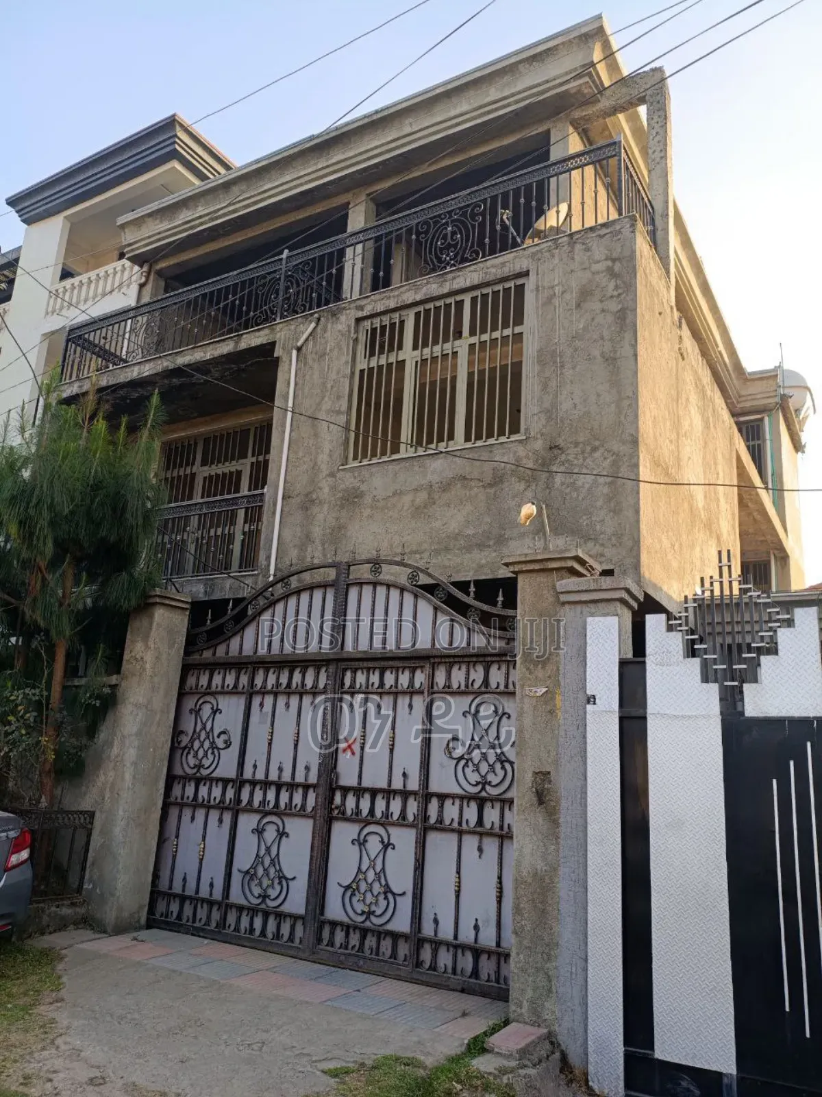 Furnished 5bdrm House in Akaky Kaliti for sale