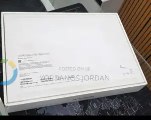 New Laptop Apple MacBook Air 2025 M4 15-inch 16GB Apple M4 SSD 256GB