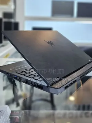 New Laptop Acer Predator Helios Neo 16 16GB Intel Core Ultra 7 SSD 1T
