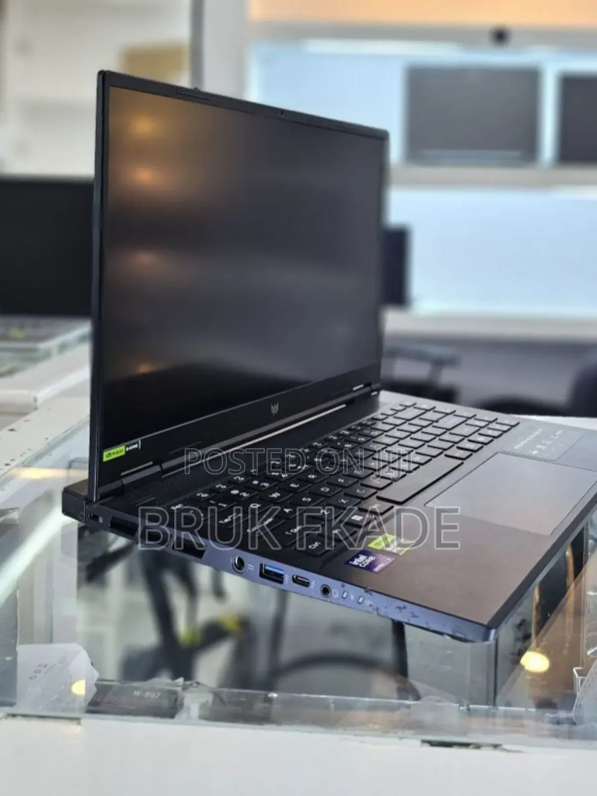New Laptop Acer Predator Helios Neo 16 16GB Intel Core Ultra 7 SSD 1T